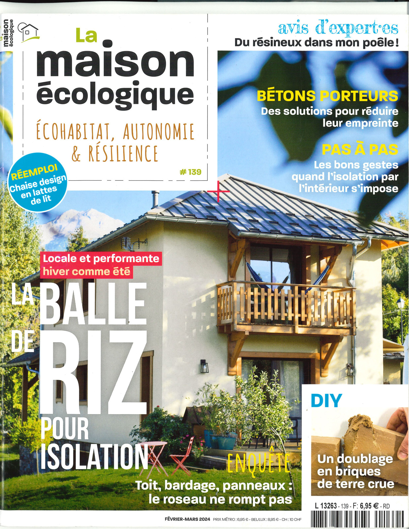 La Maison écologique n° 139 — couverture Couverture de La Maison écologique n° 139 annonçant une enquête sur le roseau en toiture, bardage et panneaux.